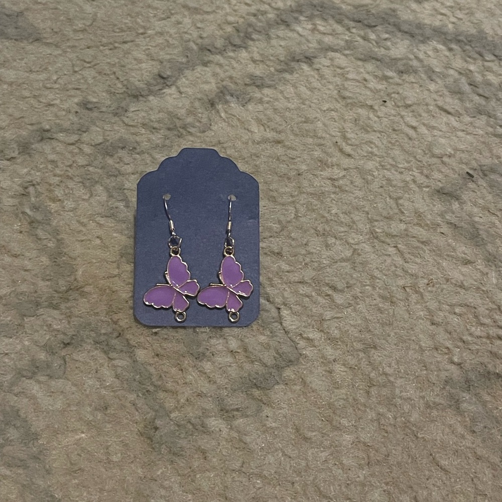 Purple butterfly 🦋 earrings